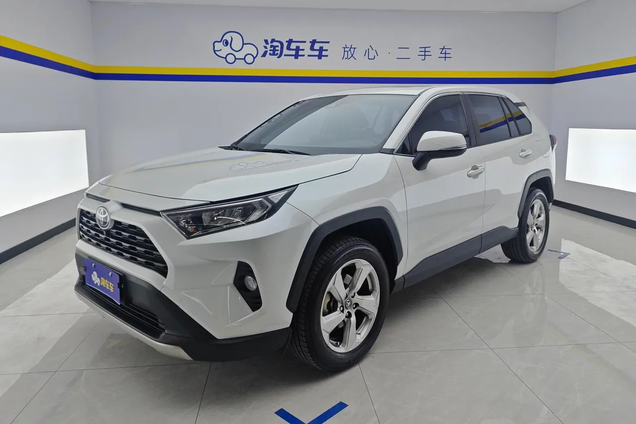 2022 Toyota RAV4 2.0L CVT 2WD Fashion