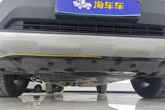 2022 Toyota RAV4 2.0L CVT 2WD Fashion, белый — фото 4
