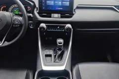 2022 Toyota RAV4 2.0L CVT 2WD Fashion, белый — фото 15