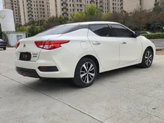 2021 Nissan Bluebird 1.6L CVT Cool, белый — фото 7
