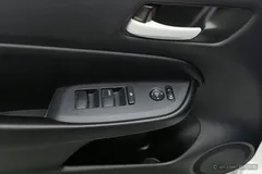 2021 Honda Fit 1.5L CVT, белый — фото 12