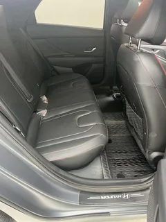 2022 Hyundai Elantra 1.5L CVT LUX Black Knight Limited Edition — фото 12
