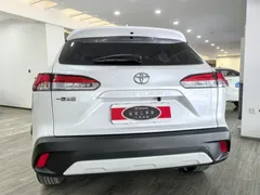 2023 Toyota Corolla Cross 2.0L CVT Elite, белый — фото 6