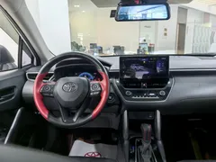 2023 Toyota Corolla Cross 2.0L CVT Elite, белый — фото 10