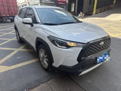 2023 Toyota Corolla Cross 2.0L CVT Elite, белый — фото 3