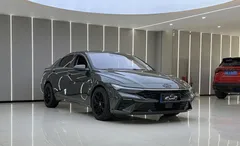 2023 Hyundai Elantra 1.5L CVT LUX Premium — фото 3