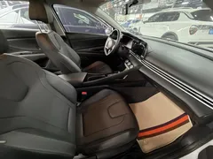 2023 Hyundai Elantra 1.5L CVT GLX Elite, белый — фото 10