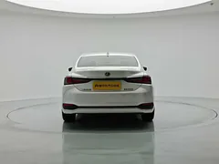 2022 Lexus ES 200 Excellence, белый — фото 5