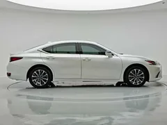 2022 Lexus ES 200 Excellence, белый — фото 7