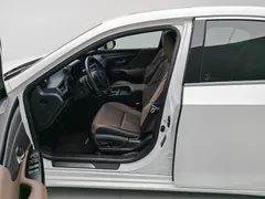 2022 Lexus ES 200 Excellence, белый — фото 11