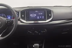 2021 Kia Yipao 1.4L CVT, белый — фото 16