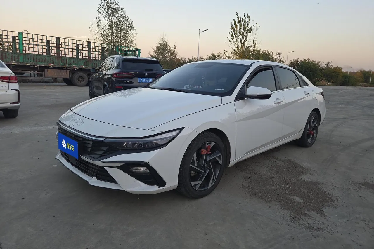 2023 Hyundai Elantra 1.5L CVT GLX Elite