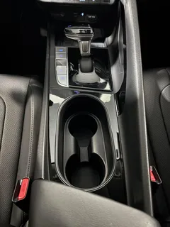 2023 Hyundai Elantra 1.5L CVT LUX Premium, белый — фото 14