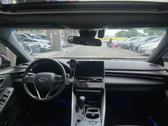 2022 Toyota Avalon 2.0L Luxury, белый — фото 6