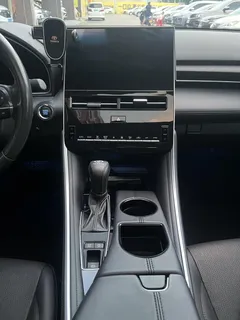 2022 Toyota Avalon 2.0L Luxury, белый — фото 8