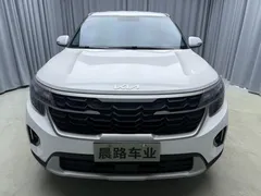 2023 Kia Seltos 1.5L IVT Comfort, белый — фото 2
