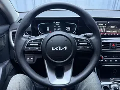 2023 Kia Seltos 1.5L IVT Comfort, белый — фото 9