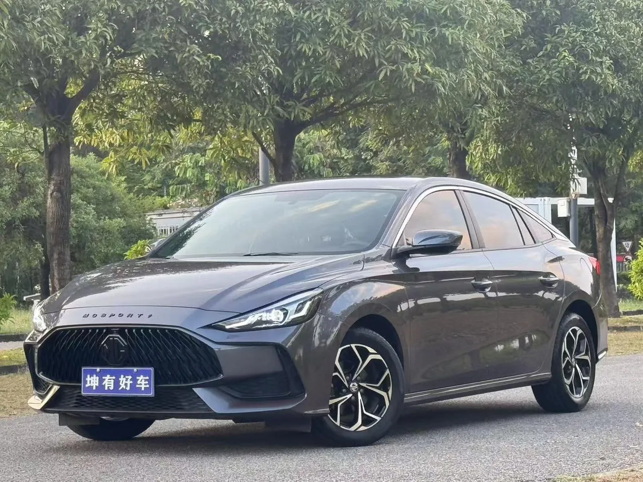 2021 MG MG5 180DVVT CVT Youth Luxury