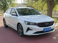 2022 Geely Emgrand 4th Gen 1.5L CVT Premium, белый — фото 3