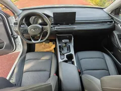 2022 Geely Emgrand 4th Gen 1.5L CVT Premium, белый — фото 9