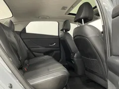 2022 Hyundai Elantra 1.5L CVT GLX Elite — фото 15