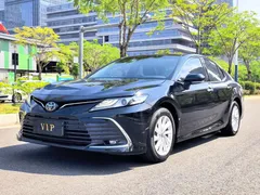 2021 Toyota Camry 2.0G Luxury, чёрный — фото 1