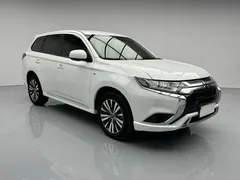 2021 Mitsubishi Outlander 2.0L 2WD 5-seat, белый — фото 3