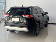 2023 Toyota RAV4 2.0L CVT 4WD Adventure, чёрный — фото 4
