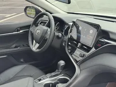 2021 Toyota Camry 2.0G Luxury — фото 14