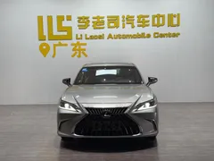 2022 Lexus ES 200 Excellence — фото 2
