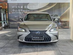 2022 Lexus ES 200 Excellence — фото 2