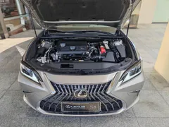 2022 Lexus ES 200 Excellence — фото 3