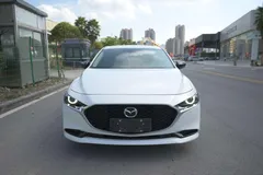 2023 Mazda Mazda3 2.0L AT, белый — фото 2