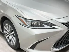 2021 Lexus ES 200 Excellence — фото 18