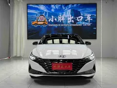 2022 Hyundai Elantra 1.5L CVT Flagship TOP, белый — фото 2