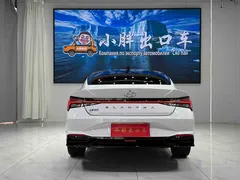 2022 Hyundai Elantra 1.5L CVT Flagship TOP, белый — фото 5
