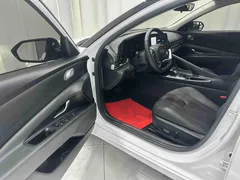 2022 Hyundai Elantra 1.5L CVT Flagship TOP, белый — фото 7