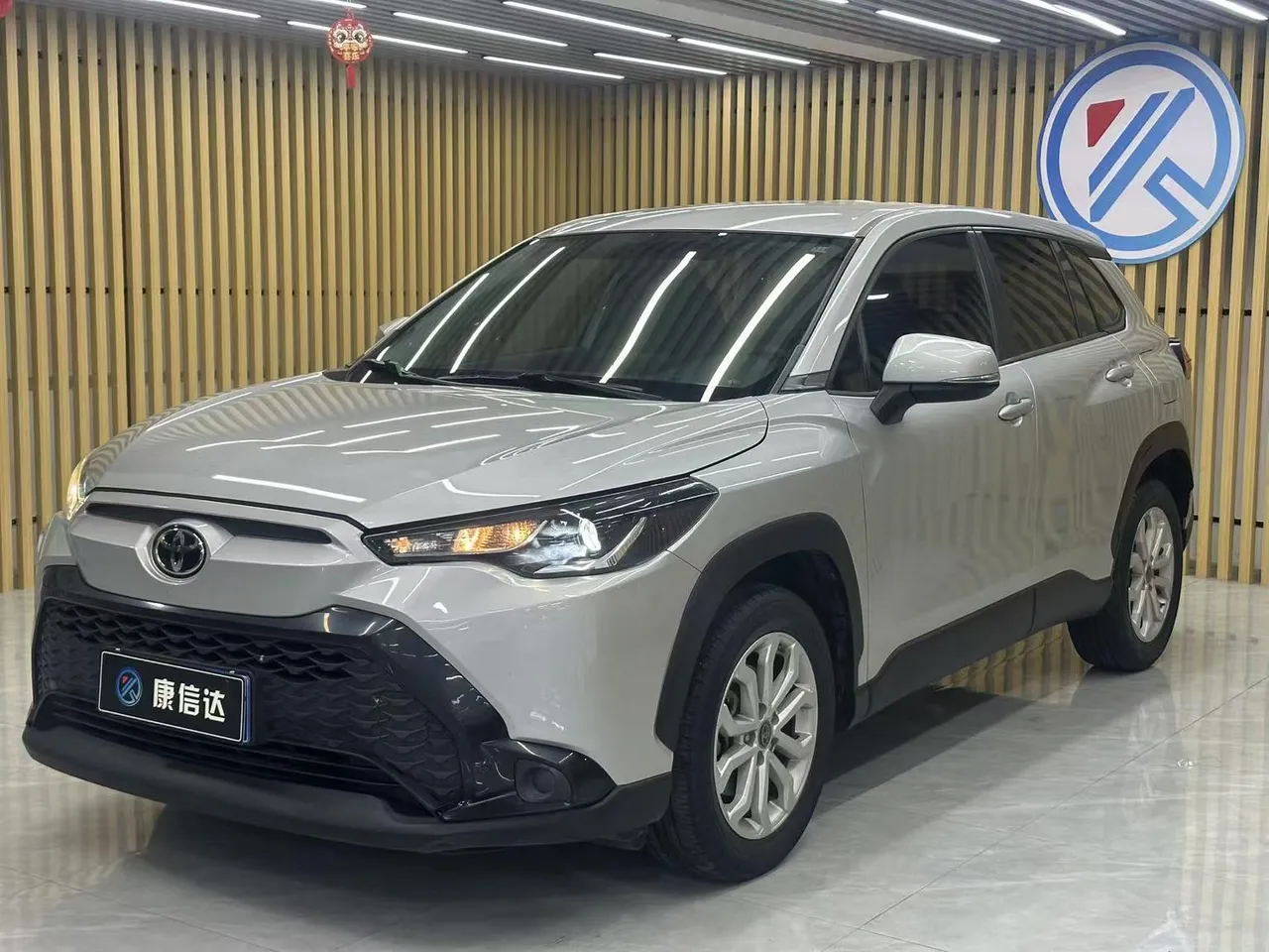 2022 Toyota Frontlander 2.0L CVT Elite