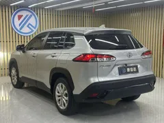 2022 Toyota Frontlander 2.0L CVT Elite — фото 9
