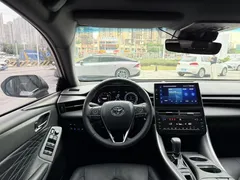 2023 Toyota Avalon 2.5L AT Touring Premium, белый — фото 12