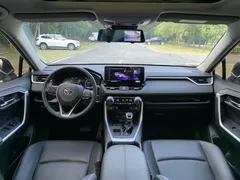 2023 Toyota RAV4 2.0L CVT 2WD Fashion Plus, белый — фото 4