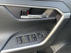 2023 Toyota RAV4 2.0L CVT 2WD Fashion Plus, белый — фото 15