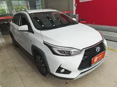 2022 Toyota Yaris L Zhixuan X 1.5L CVT Luxury Plus, белый — фото 2