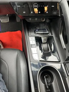 2022 Hyundai Elantra 1.5L CVT LUX Premium, белый — фото 15