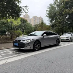 2022 Toyota Avalon 2.0L Luxury — фото 3