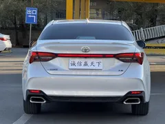 2023 Toyota Avalon 2.5L AT Luxury, белый — фото 7