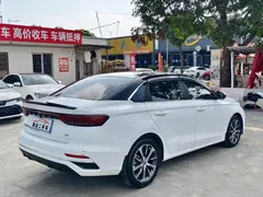 2022 Geely Emgrand 4th Gen 1.5L CVT Flagship, белый — фото 5