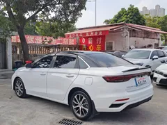 2022 Geely Emgrand 4th Gen 1.5L CVT Flagship, белый — фото 6