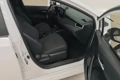 2022 Toyota Corolla 1.5L CVT Pioneer, белый — фото 6