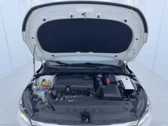 2022 Geely Emgrand 4th Gen 1.5L CVT Flagship, белый — фото 16